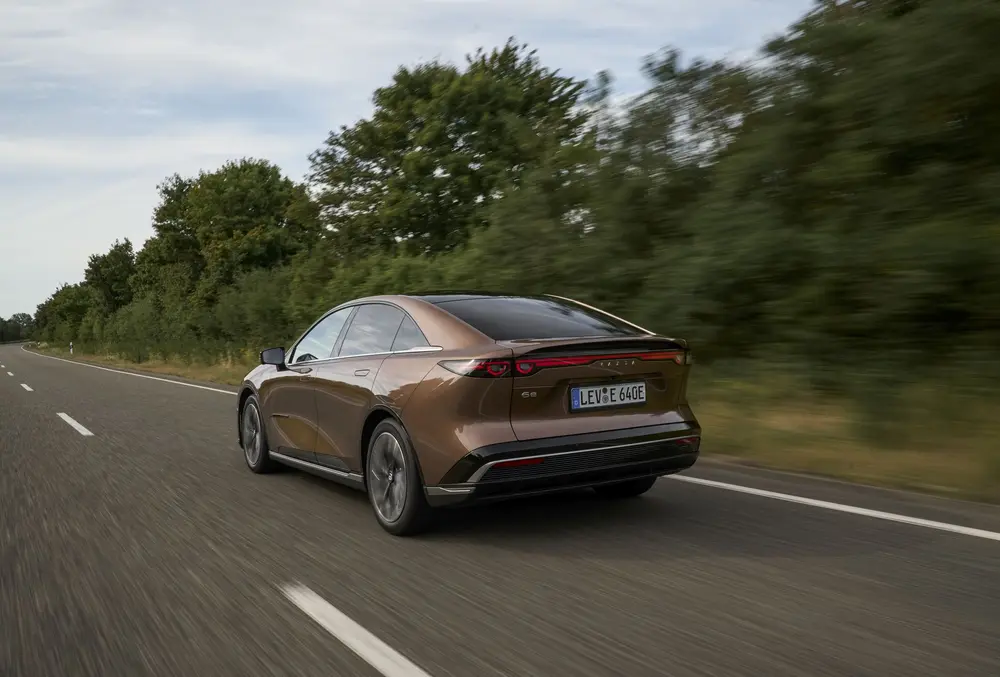 Rijtest Mazda 6e RWD Takumi Plus 10