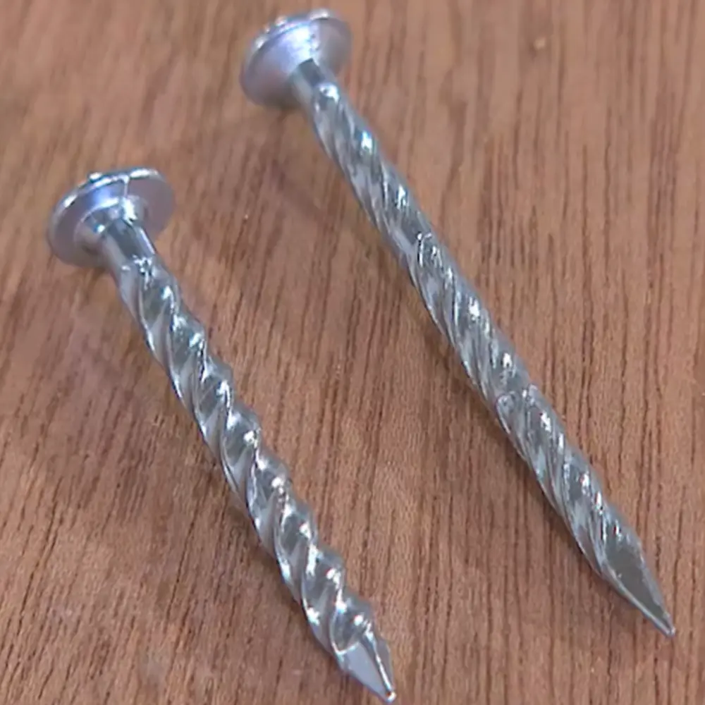 Spijkers met een getorste schacht