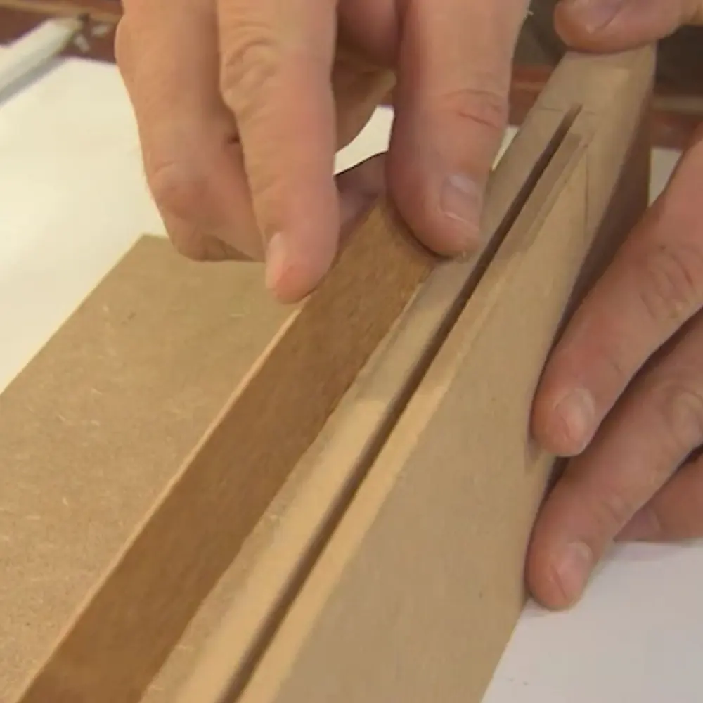 Niet-doorgaande losse veer