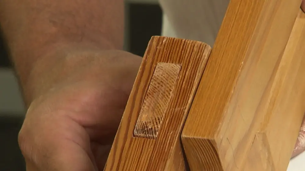 Doorgaande pen-en-gatverbinding