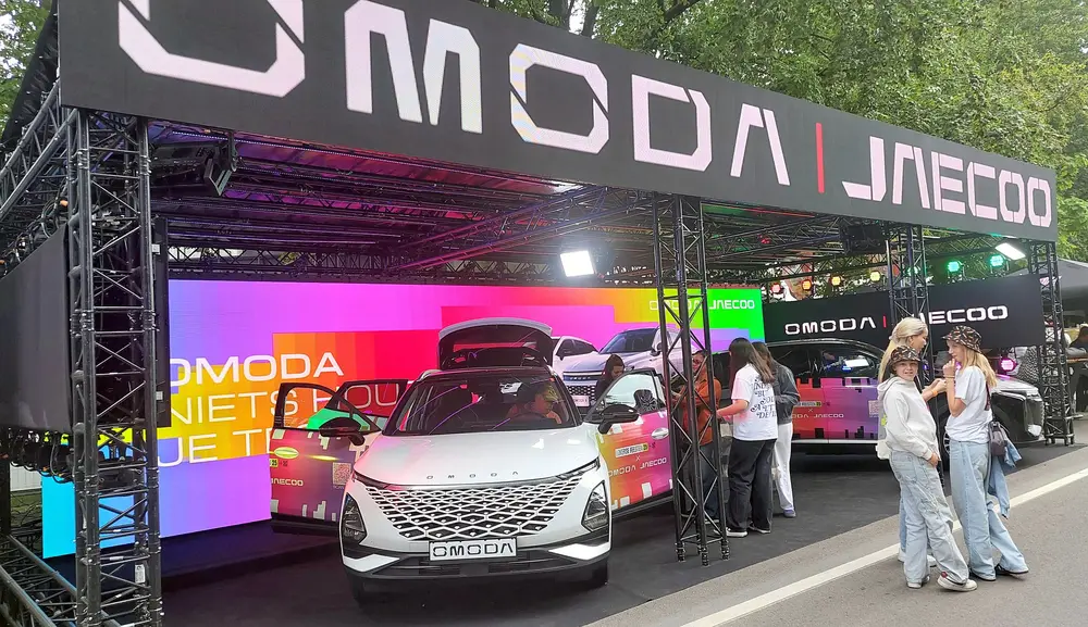 OMODA 9 SHS beleeft publieksdebuut op Lokerse Feesten