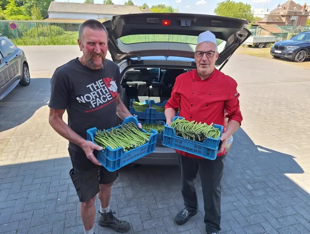 Levering asperges woonzorgcentrum Lemberge