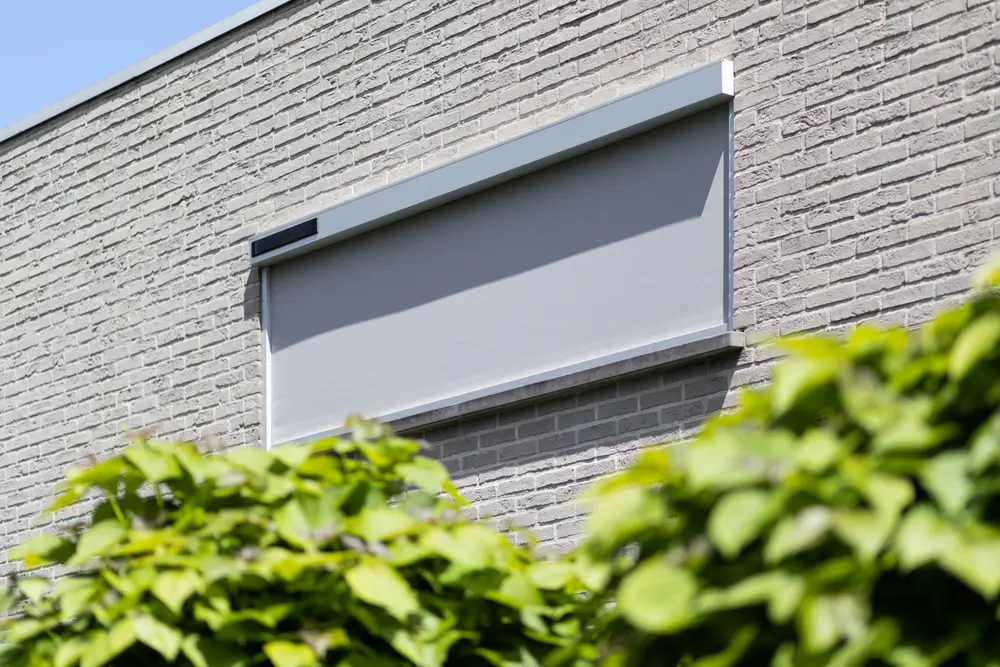 brustor zonwering kamer