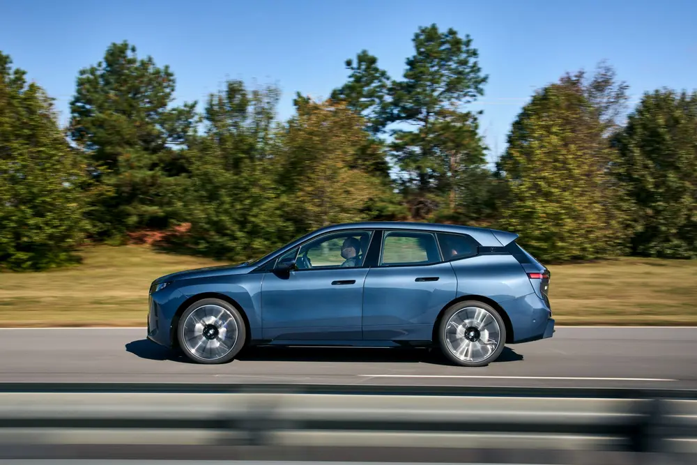 Rijtest BMW iX xDrive45 08