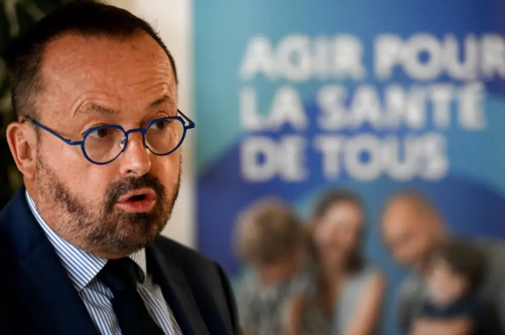 Yannick Neuder minister van Volksgezondheid