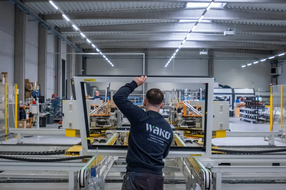 Intérieur d’une partie de l’atelier de production.