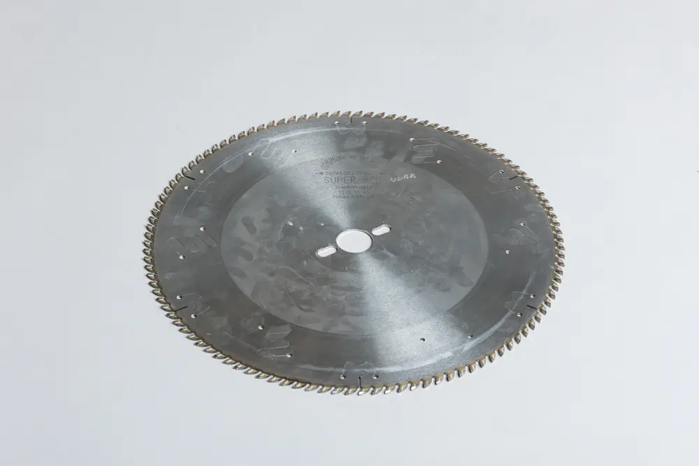 Zaagblad voor plaatmateriaal