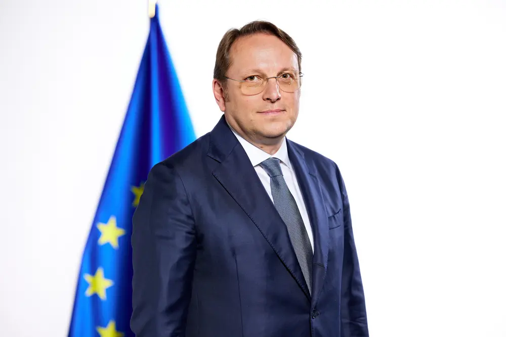 Oliver Varhelyi