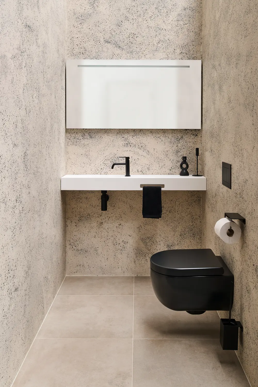 Toilet zwart details