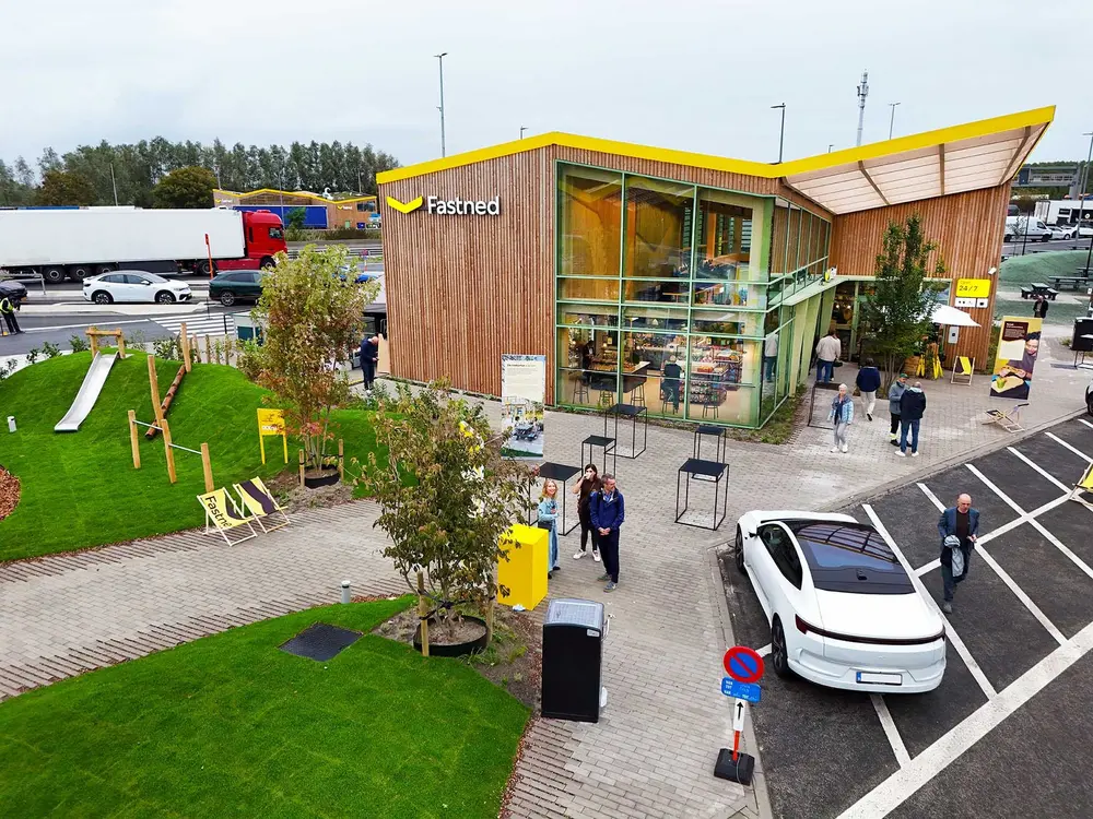 Fastned opent vlaggenschiplocaties in Gentbrugge 2