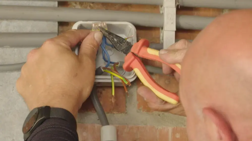 kabels verbinden stroom