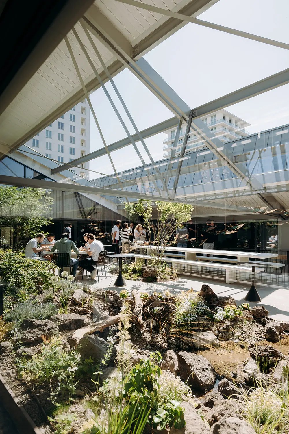 Tomorrowland kantoor 12