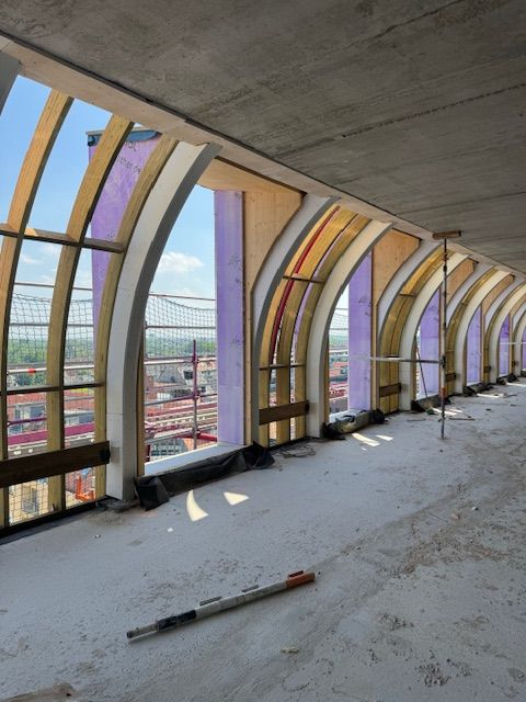 Complex daktimmerwerk voor residentie in Nieuwpoort