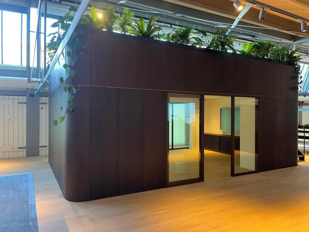 6000 m² parket voor Tomorrowland-hoofdkwartier