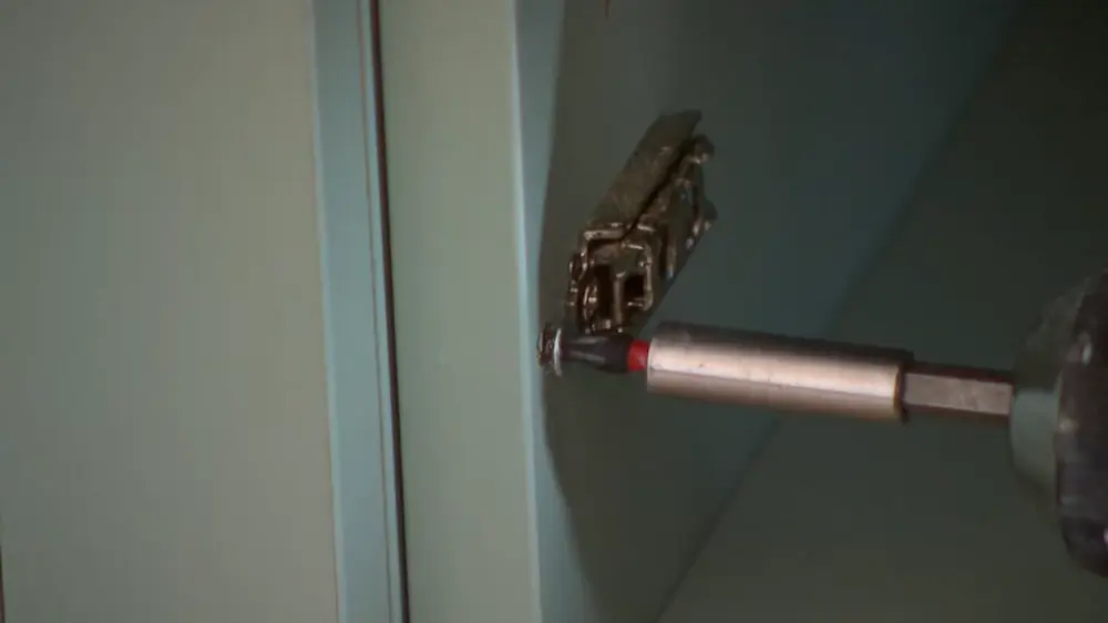 paslatten zijkanten kast