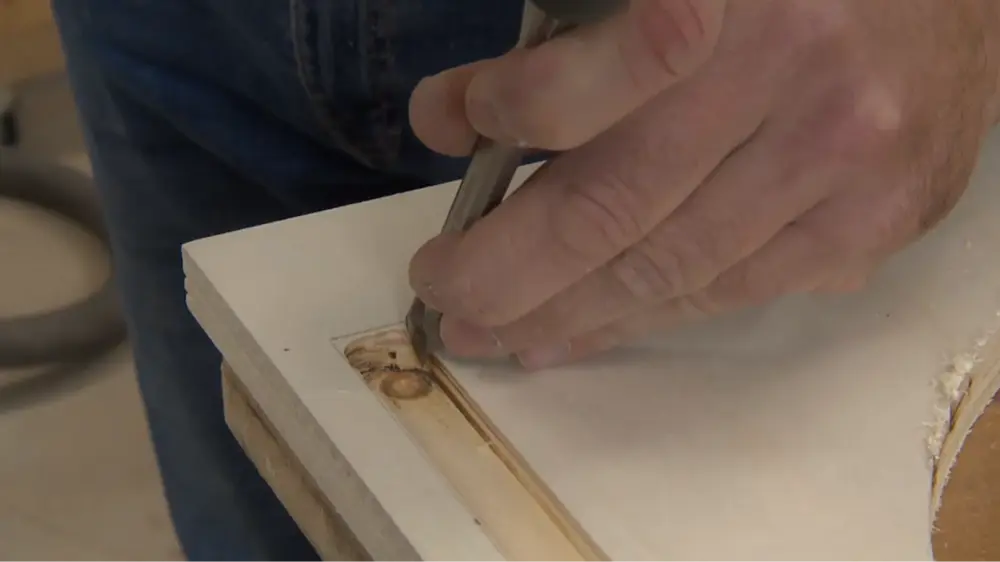 hoeken uitwerken met beitel