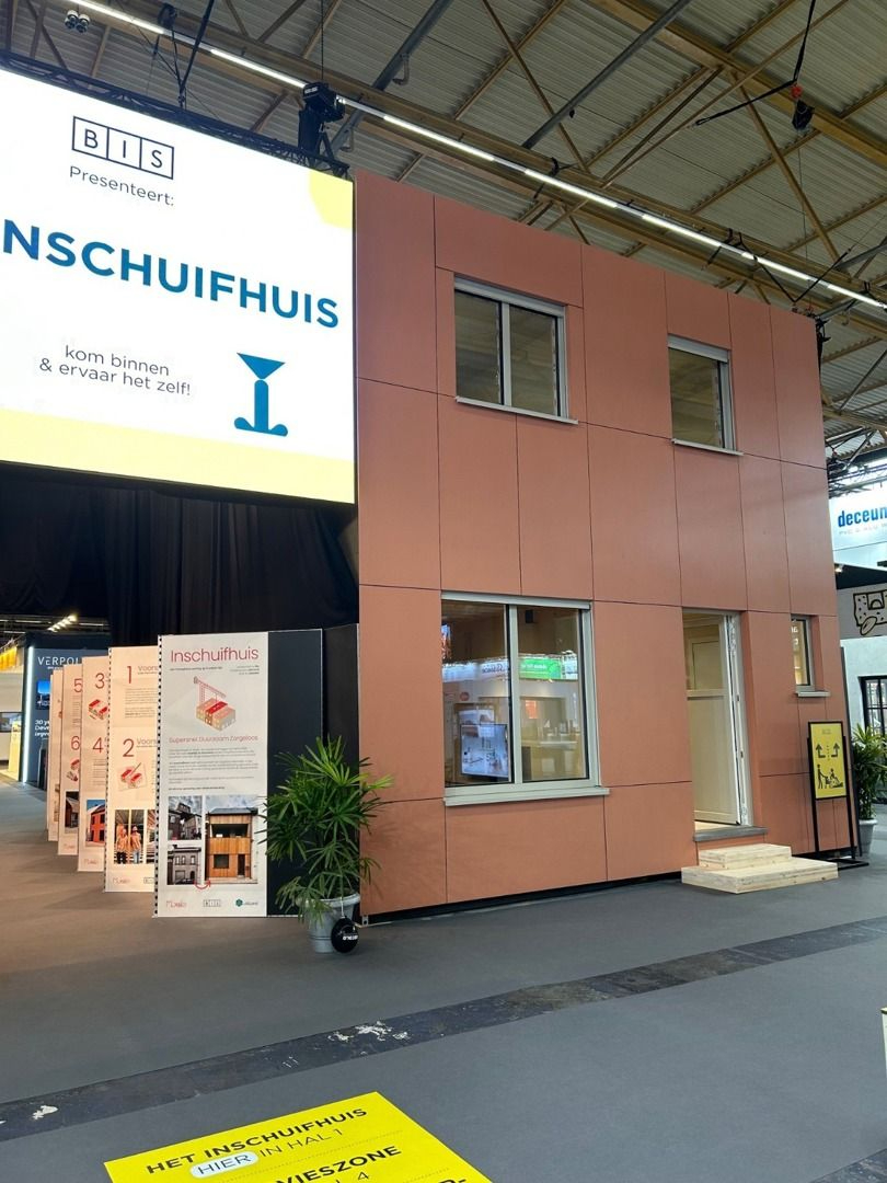 Mobble inschuifhuis BIS