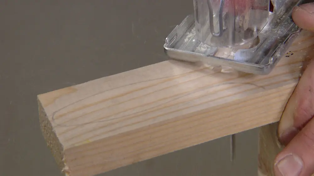 het handvat uitzagen