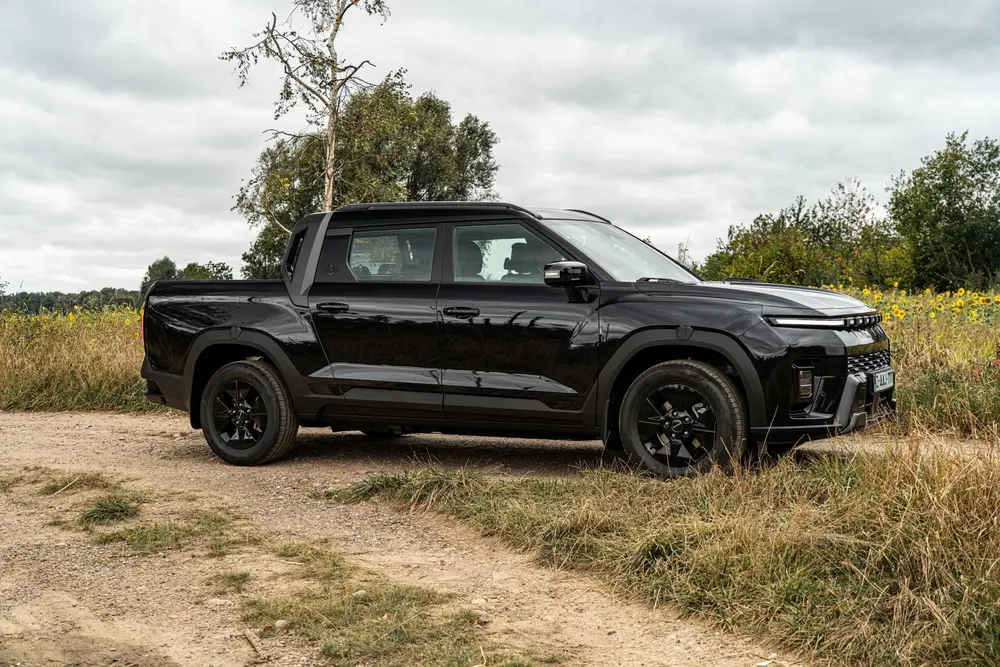 Rijtest KGM Musso EV 2WD 03