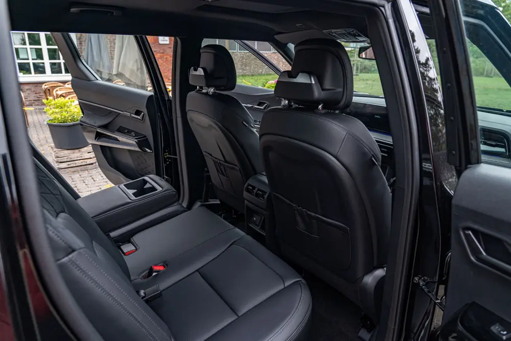 Rijtest KGM Musso EV 2WD 06