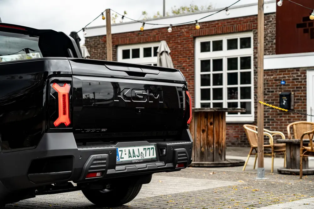 Rijtest KGM Musso EV 2WD 08