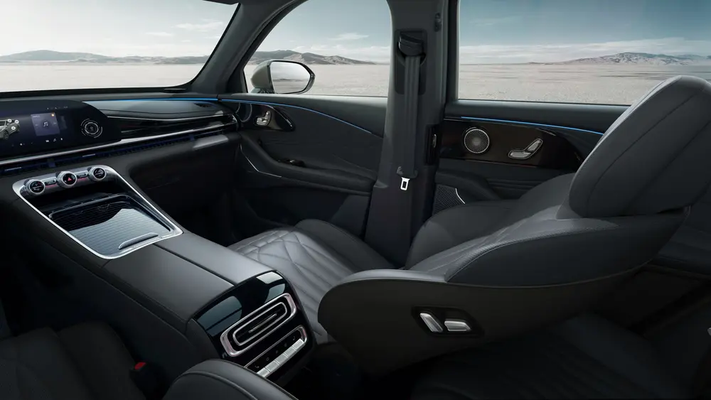 Rijtest Omoda 9 SHS 05