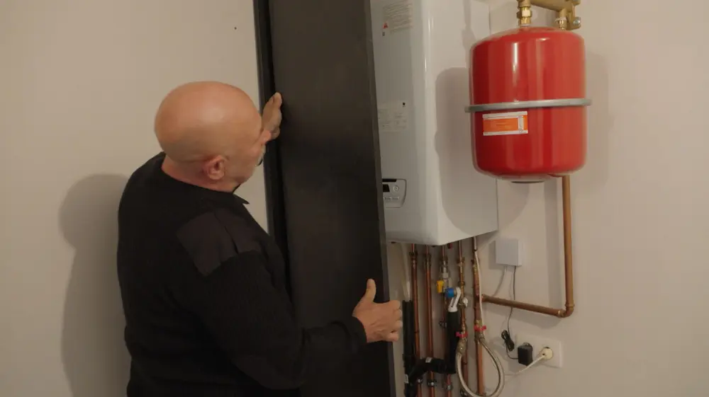 extra plank tegen muur 1