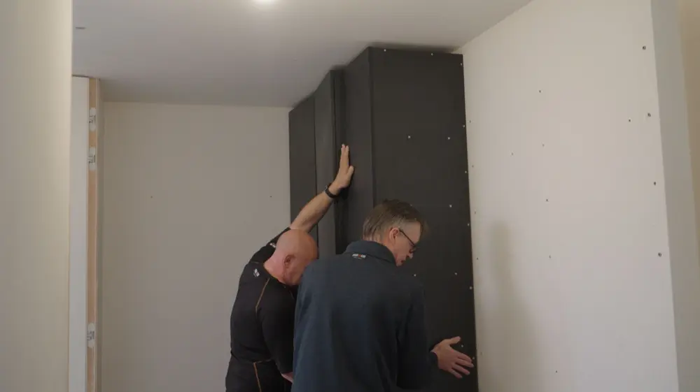 kast met deur monteren 1