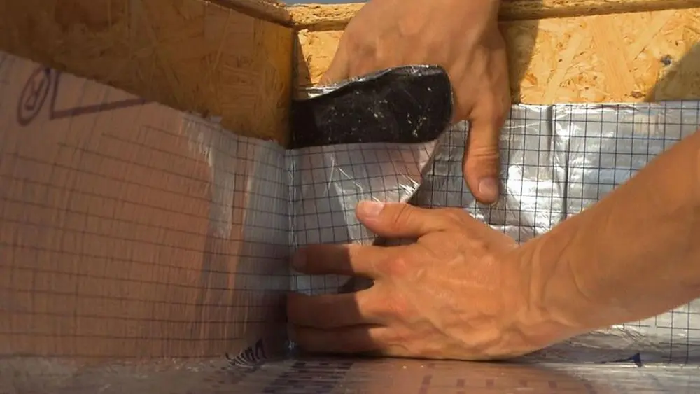 binnenhoek opstaande rand