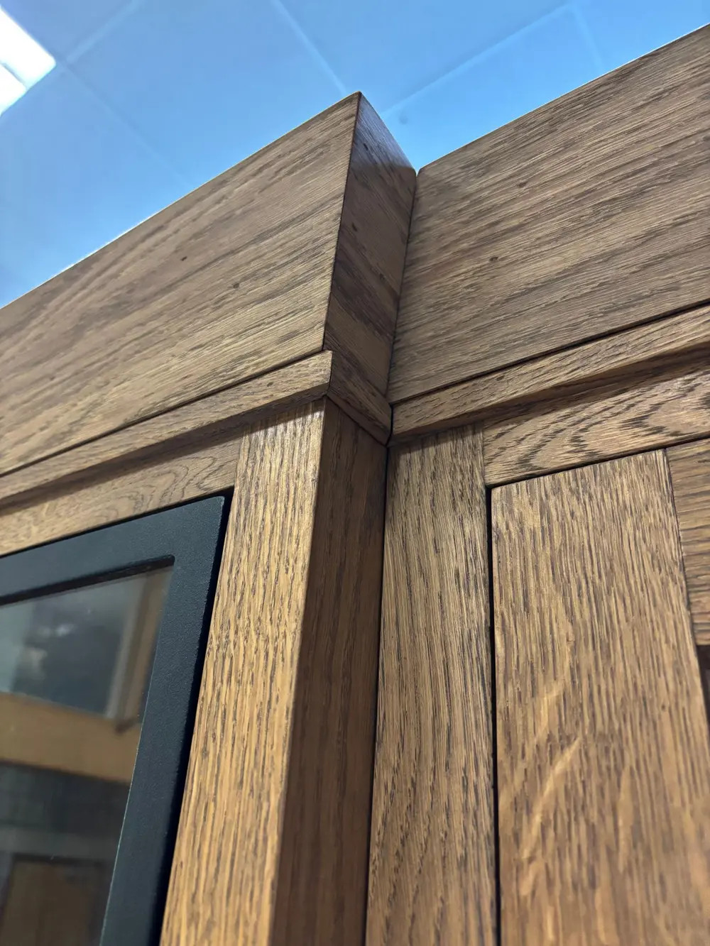 Buffetkast met lichtaccenten