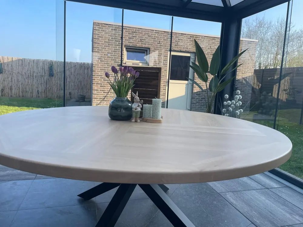 Wintertuin-tafel in gerecupereerd eik