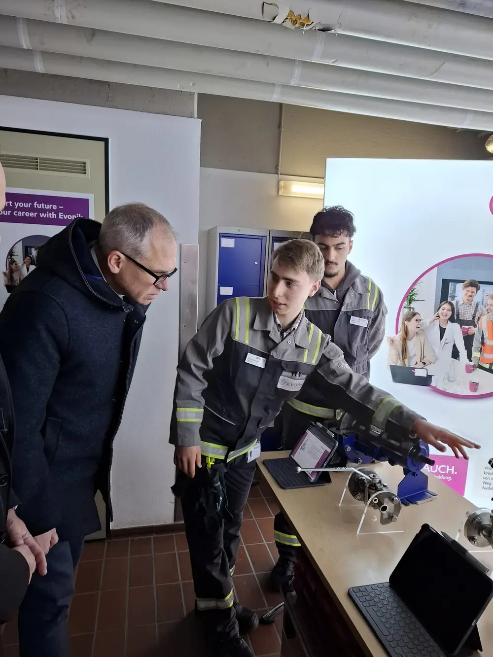 Een van de hoogtepunten was het bezoek aan de productiesite van chemiebedrijf Evonik in Mar