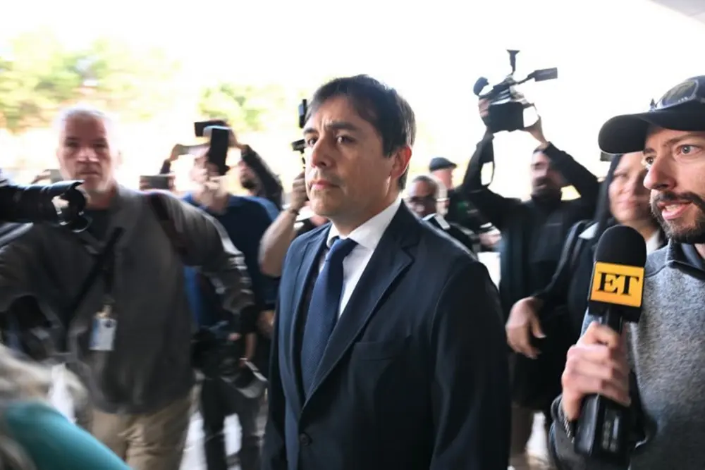 docteur Salvador Plasencia