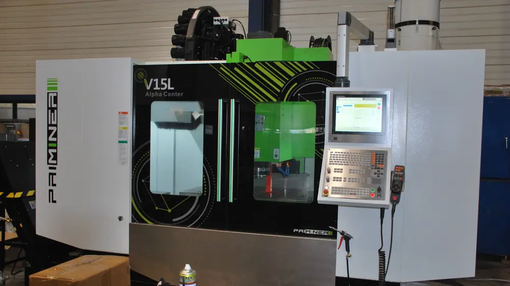 Le centre d’usinage V15L.