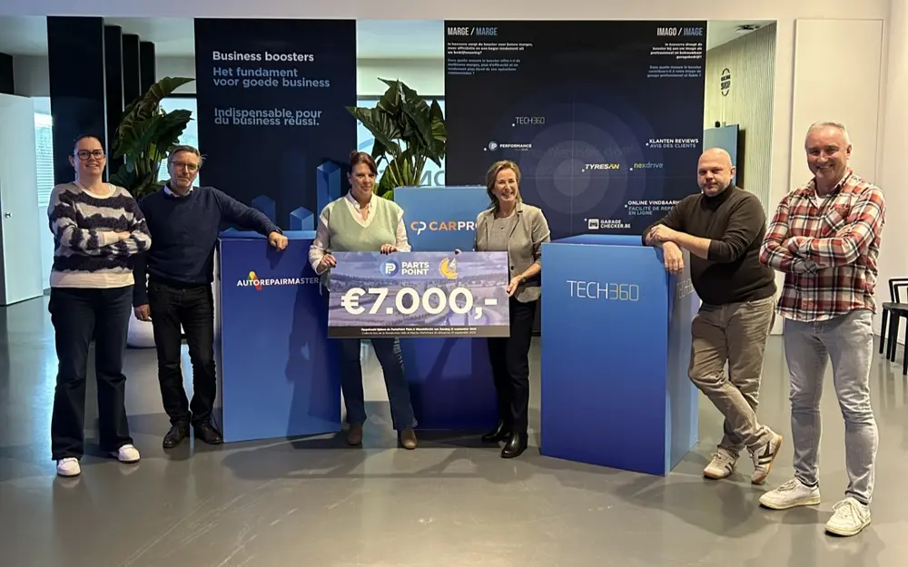PartsPoint-medewerkers en partners na afloop van de fiets- en wandeltocht, goed voor een opbrengst van €7.000 voor Beyond the Moon. v.l.n.r.: Sofie De Donder, Sven Theys, Nadine Segers, Pascale Somers, Hans Hermans, Filip Cavens.