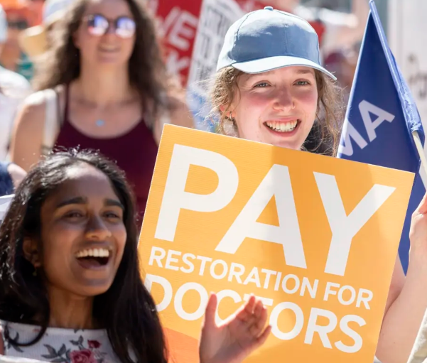 Resident doctors staken in UK