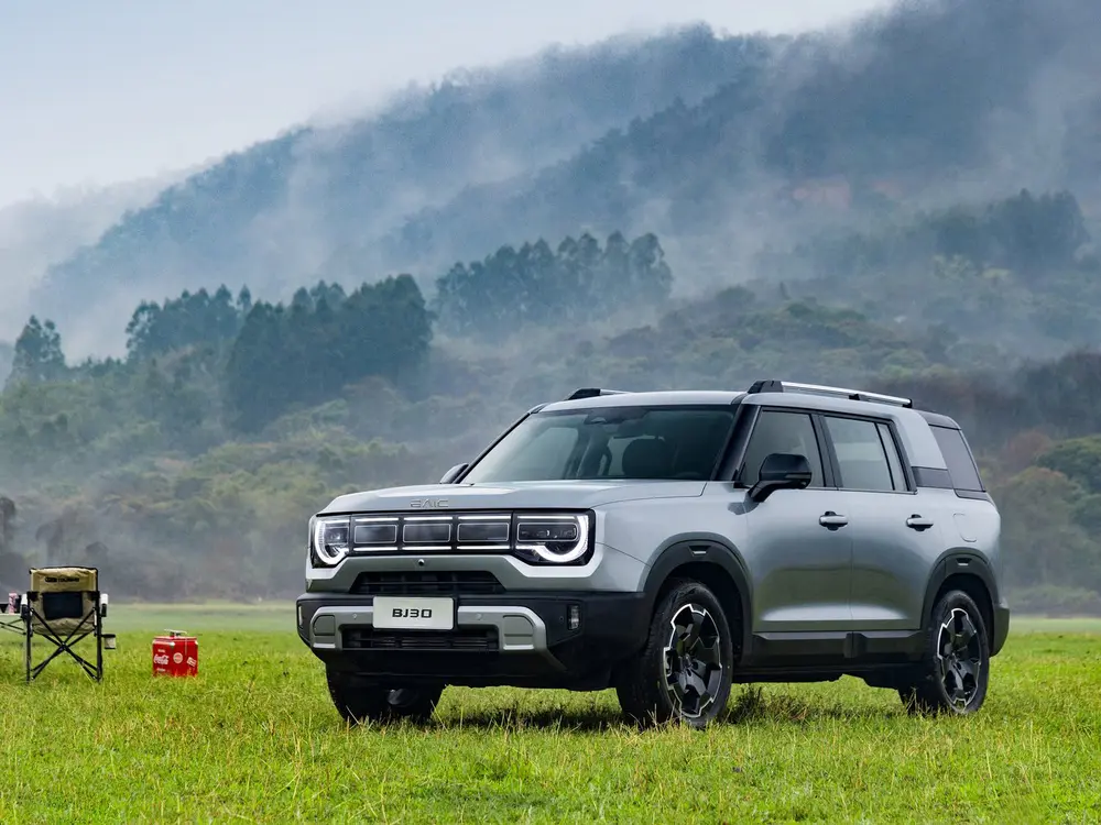 Rijtest BAIC BJ30e Hybrid AWD (206 kW/280 pk) 03