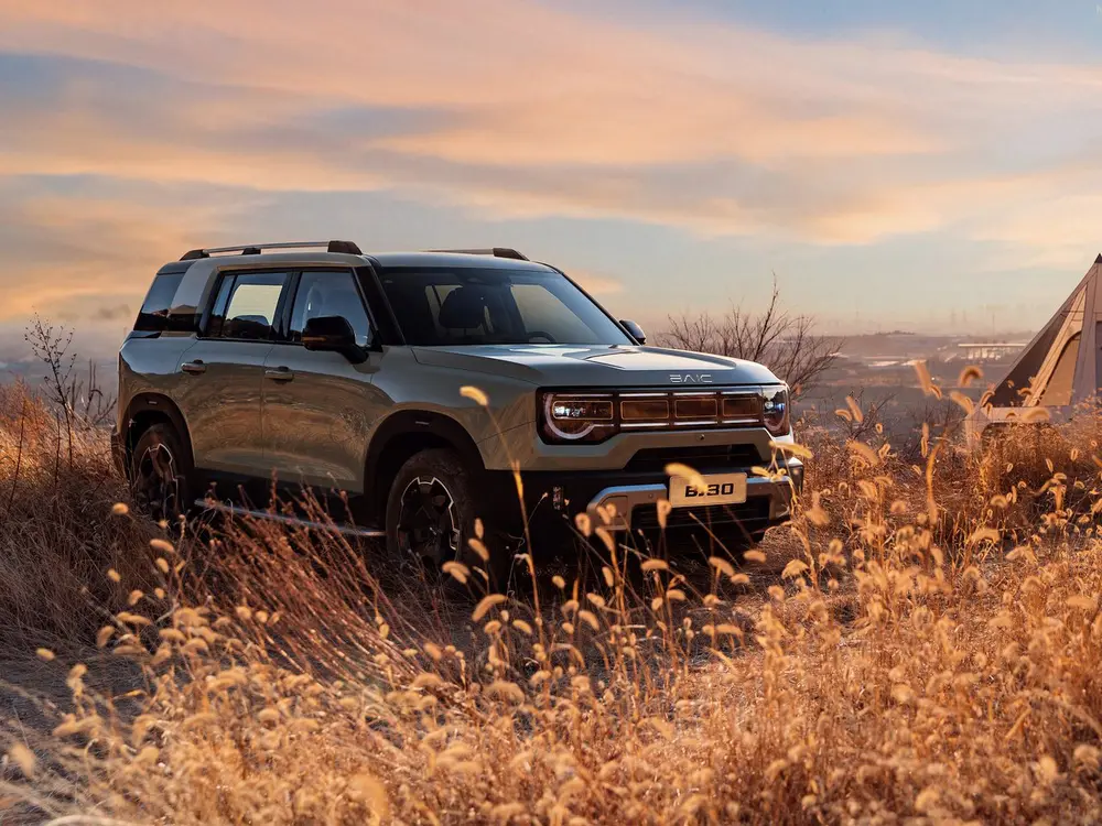 Rijtest BAIC BJ30e Hybrid AWD (206 kW/280 pk) 10