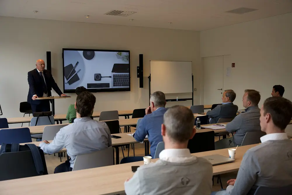 Ghistelinck bouwt eigen Academy uit in Waregem 2