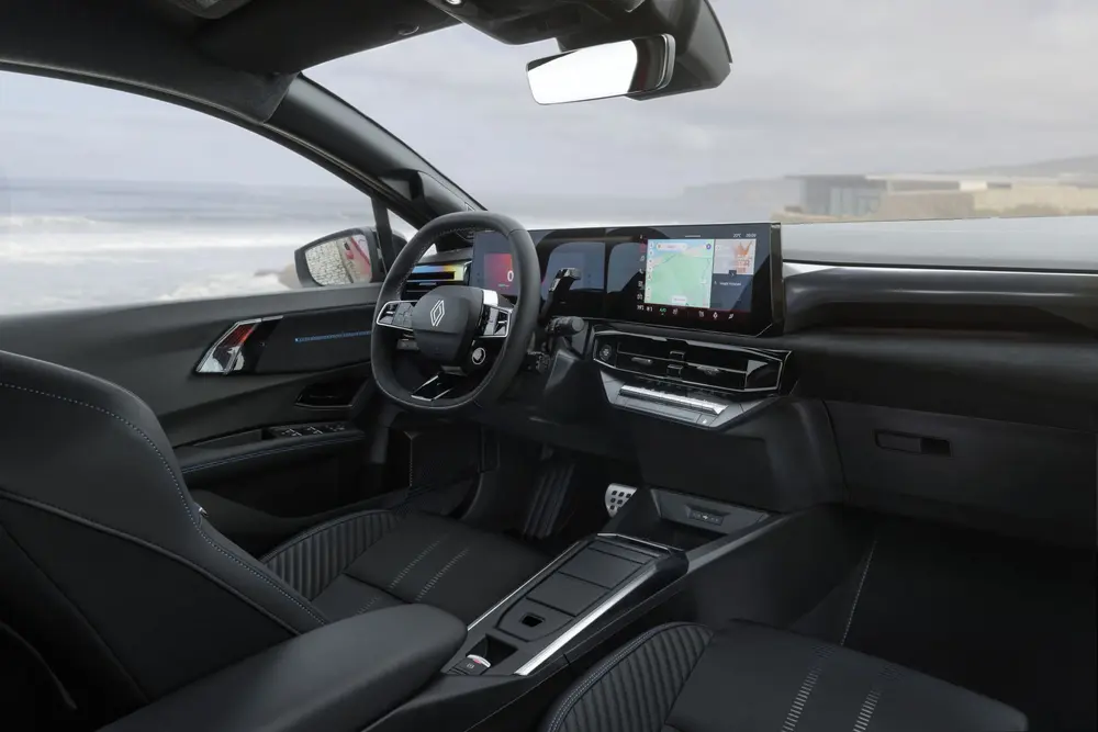 Rijtest Renault Clio E-Tech full hybrid 160 - cockpit