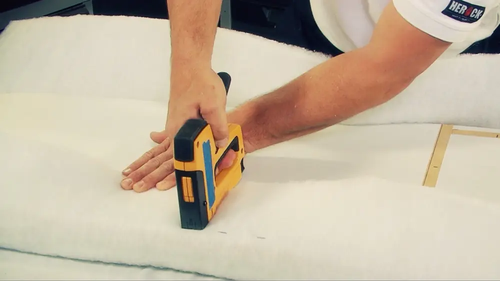 dacron nieten aan zitvlak