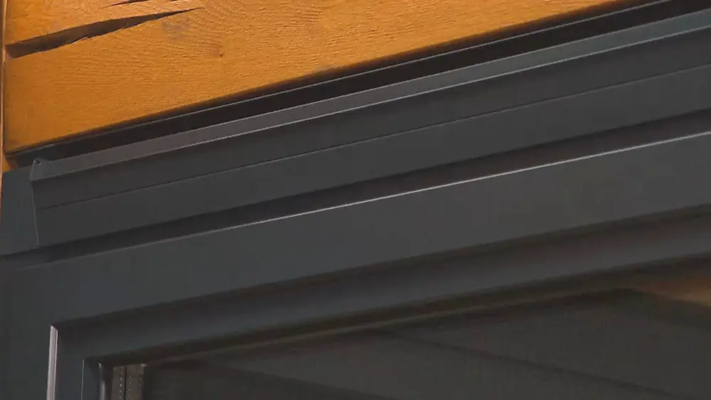 discreet verserkt in raamkader