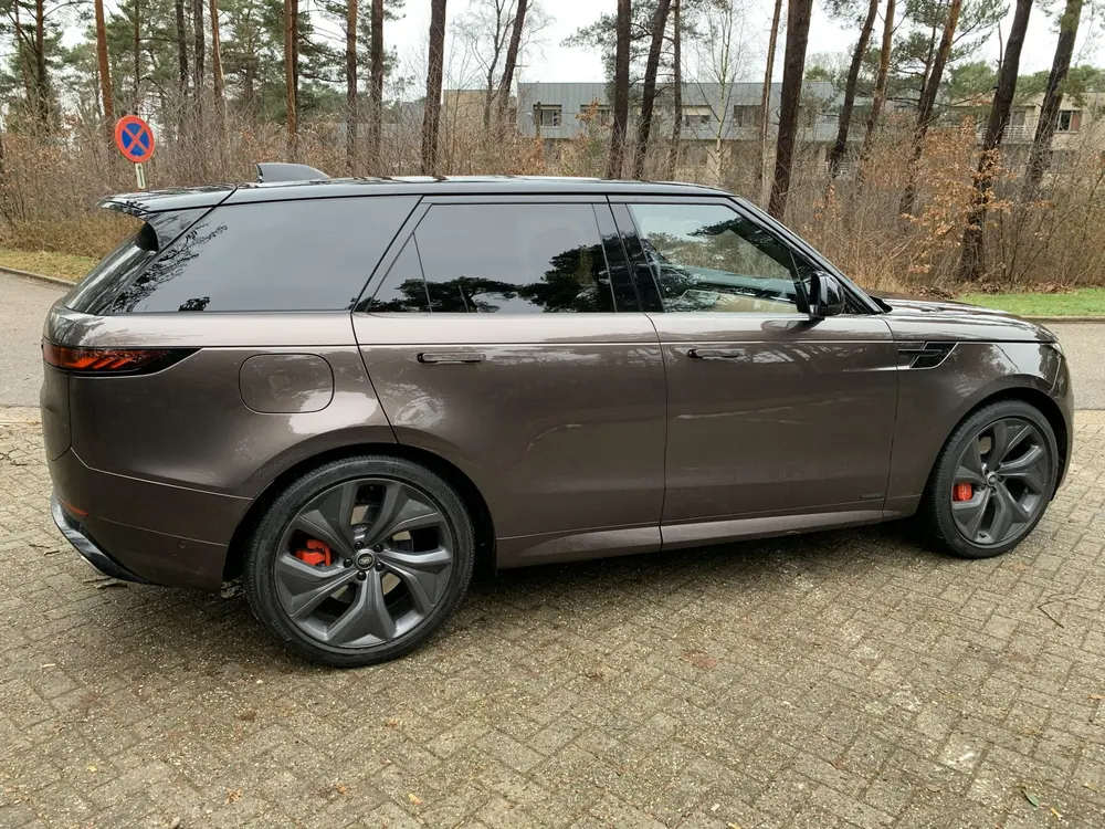Rijtest Range Rover Sport (Autobiography) 3.0 P550e PHEV i-AWD 08