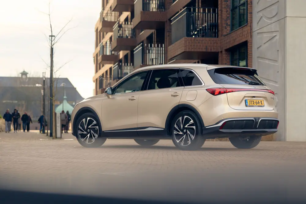 Rijtest MG MGS6 EV Dual Motor (AWD) 02