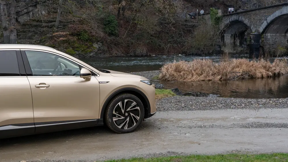 Rijtest MG MGS6 EV Dual Motor (AWD) 04