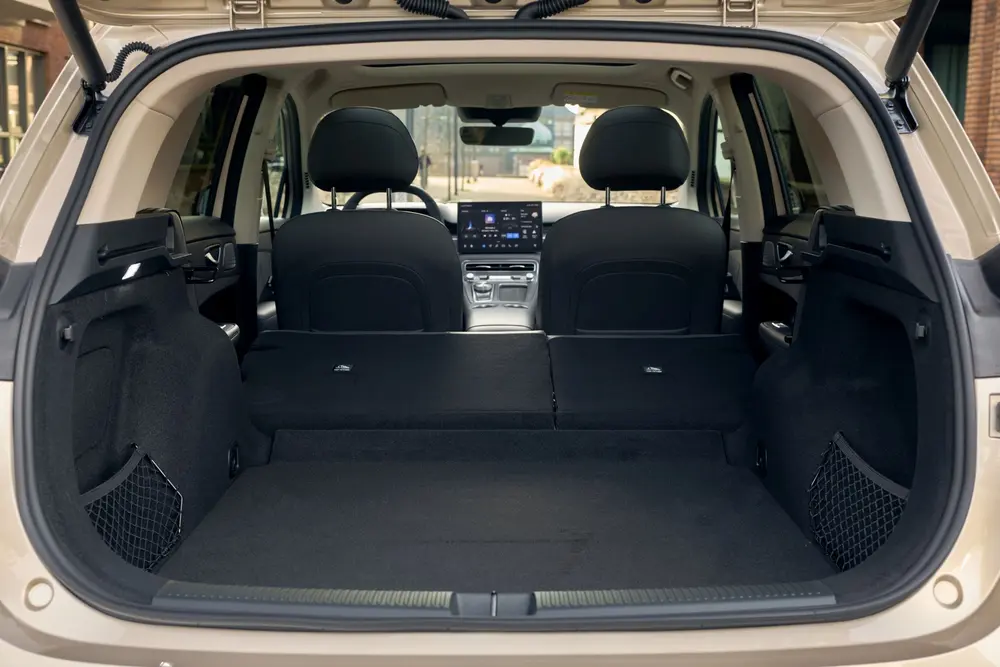 Rijtest MG MGS6 EV Dual Motor (AWD) 07