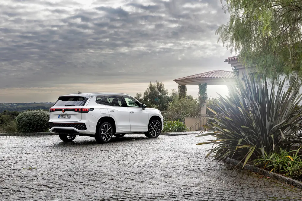 Rijtest Volkswagen Tayron 1.5 TSI eHybrid DSG6 02