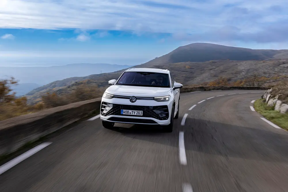 Rijtest Volkswagen Tayron 1.5 TSI eHybrid DSG6 04