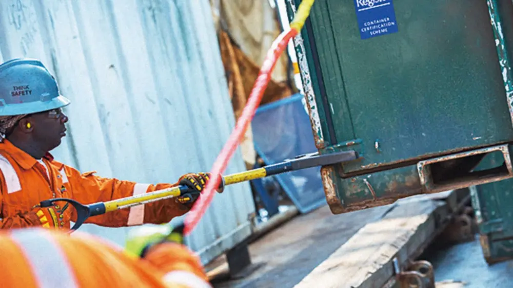 Preventie handletsel bij hijswerk12