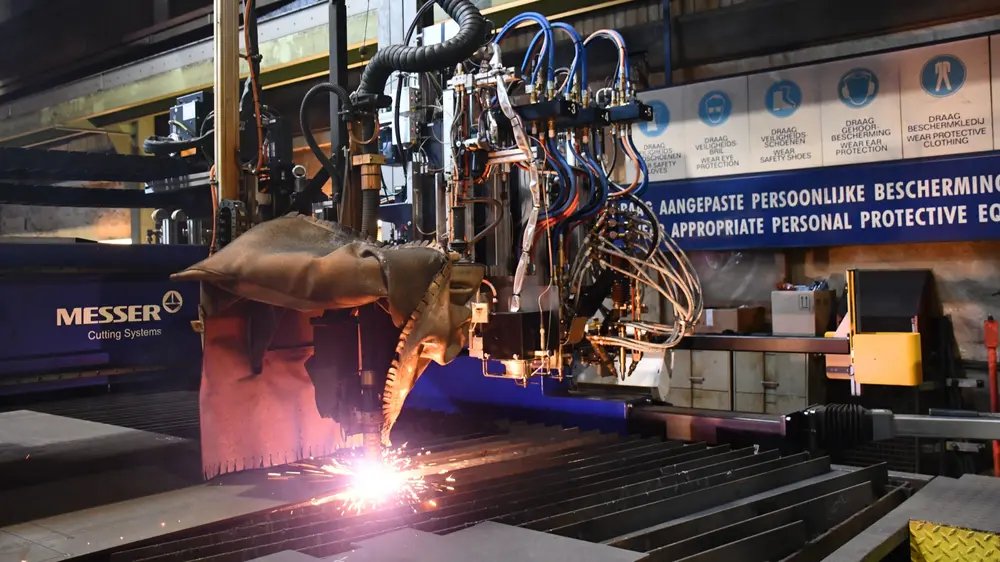 Messer cutting systems 1